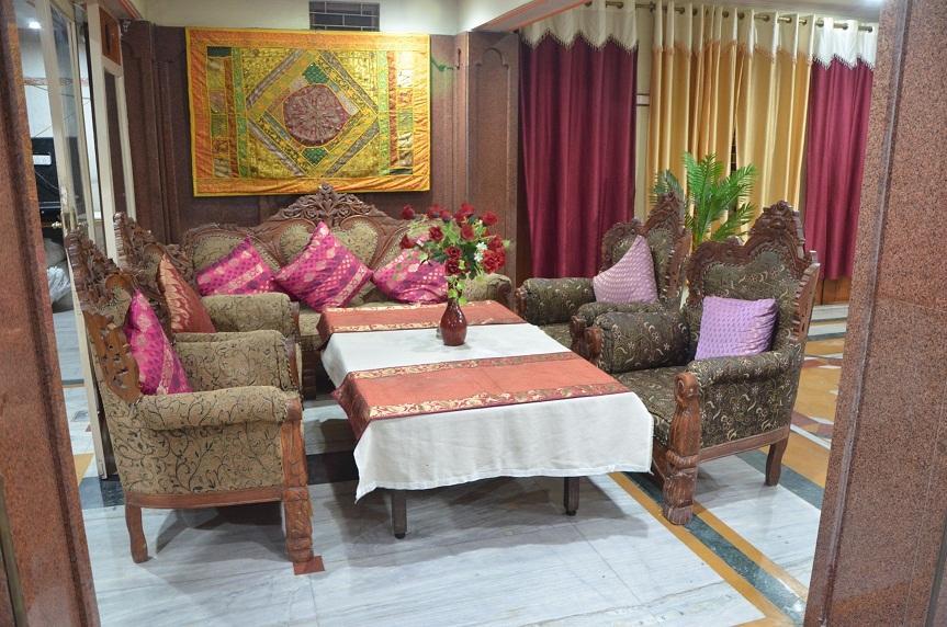 Puja Guest House Варанаси Экстерьер фото